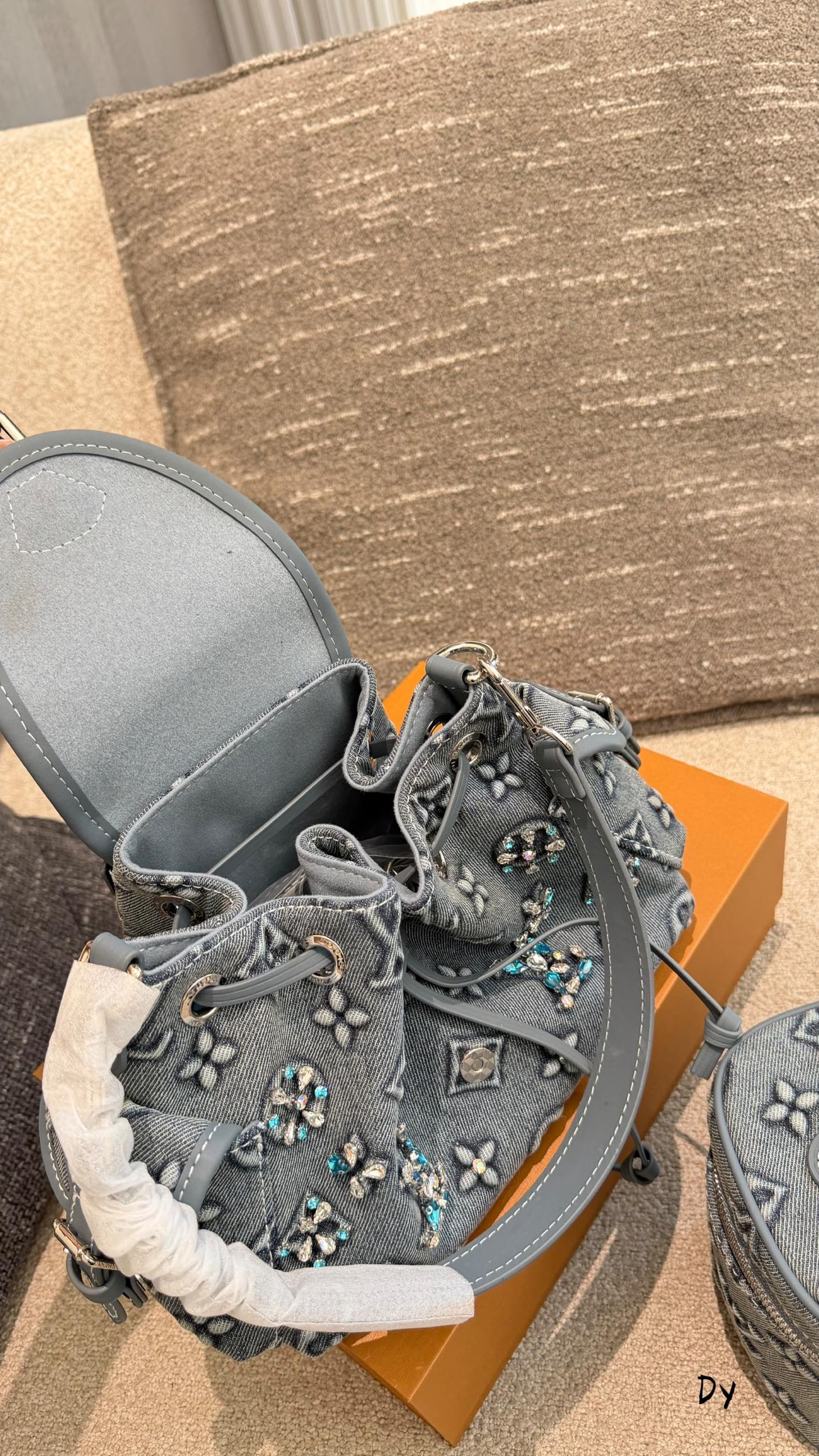 Cheap Louis Vuitton AAA quality Backpacaks in 228020, $85 USD- [IB228020] - Replica Louis Vuitton AAA quality Backpacaks