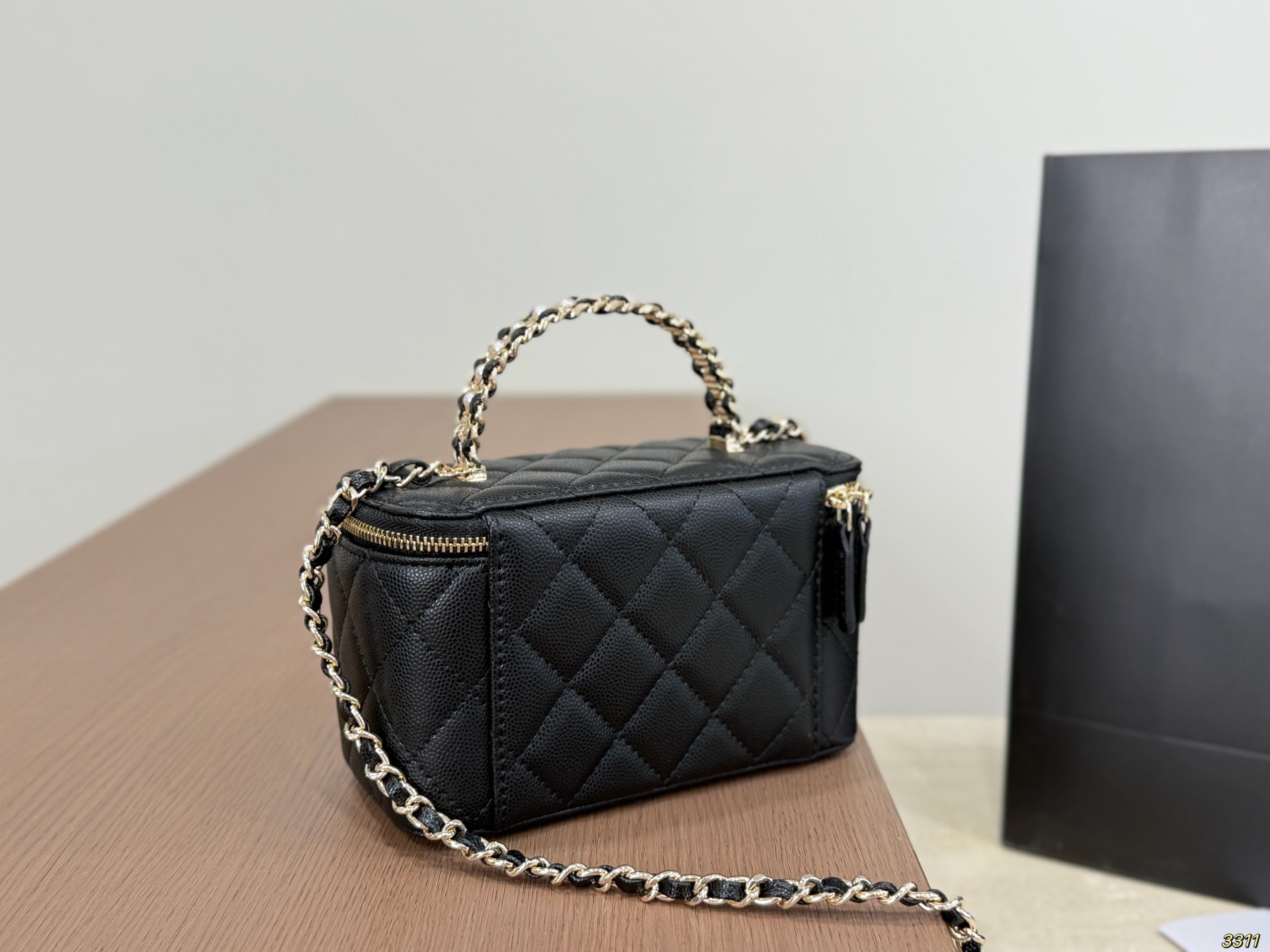 Cheap Chanel AAA quality Handbags in 228026, $70 USD- [IB228026] - Replica Chanel AAA quality Handbags