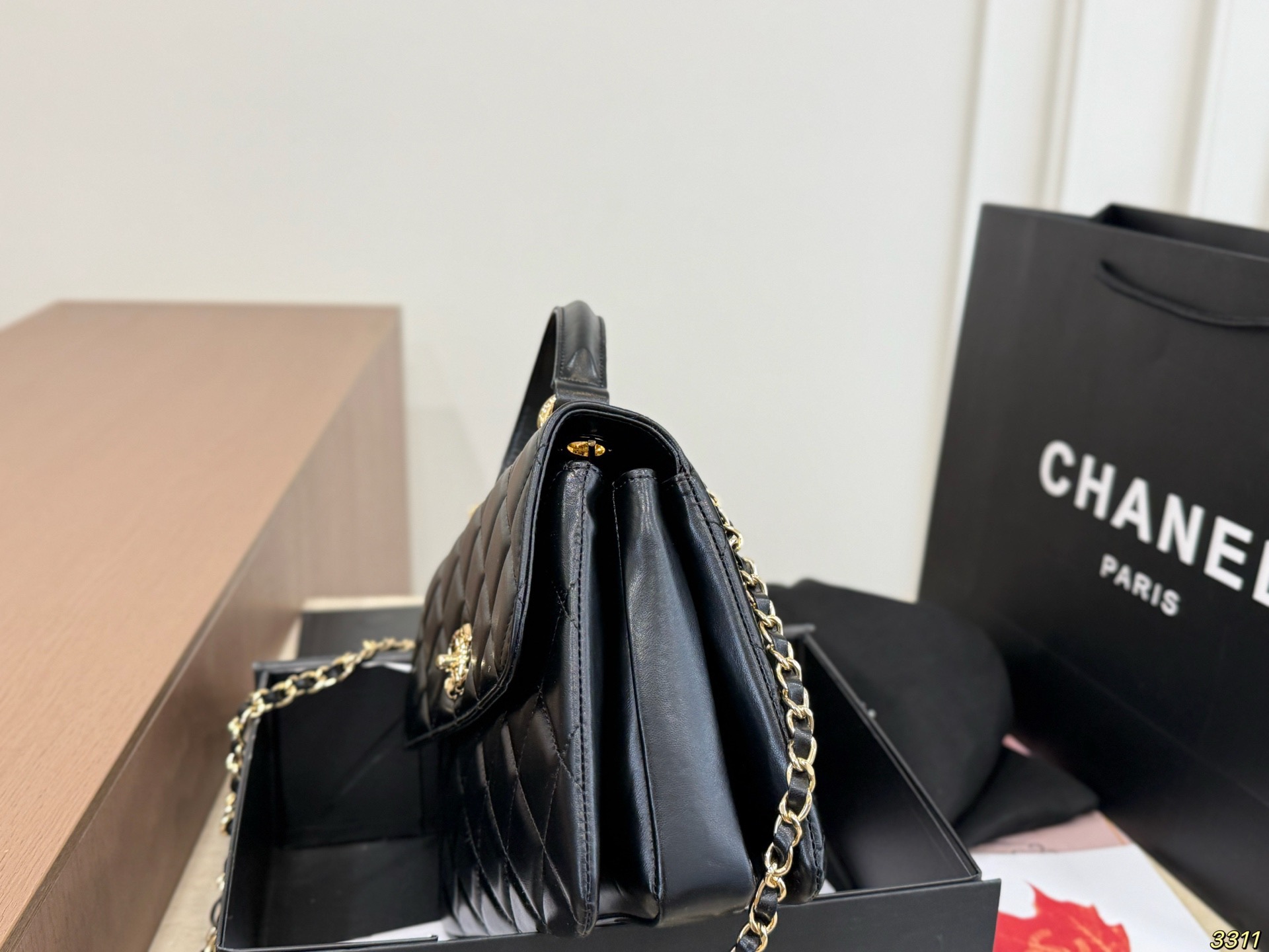 Cheap Chanel AAA quality Handbags in 228028, $70 USD- [IB228028] - Replica Chanel AAA quality Handbags