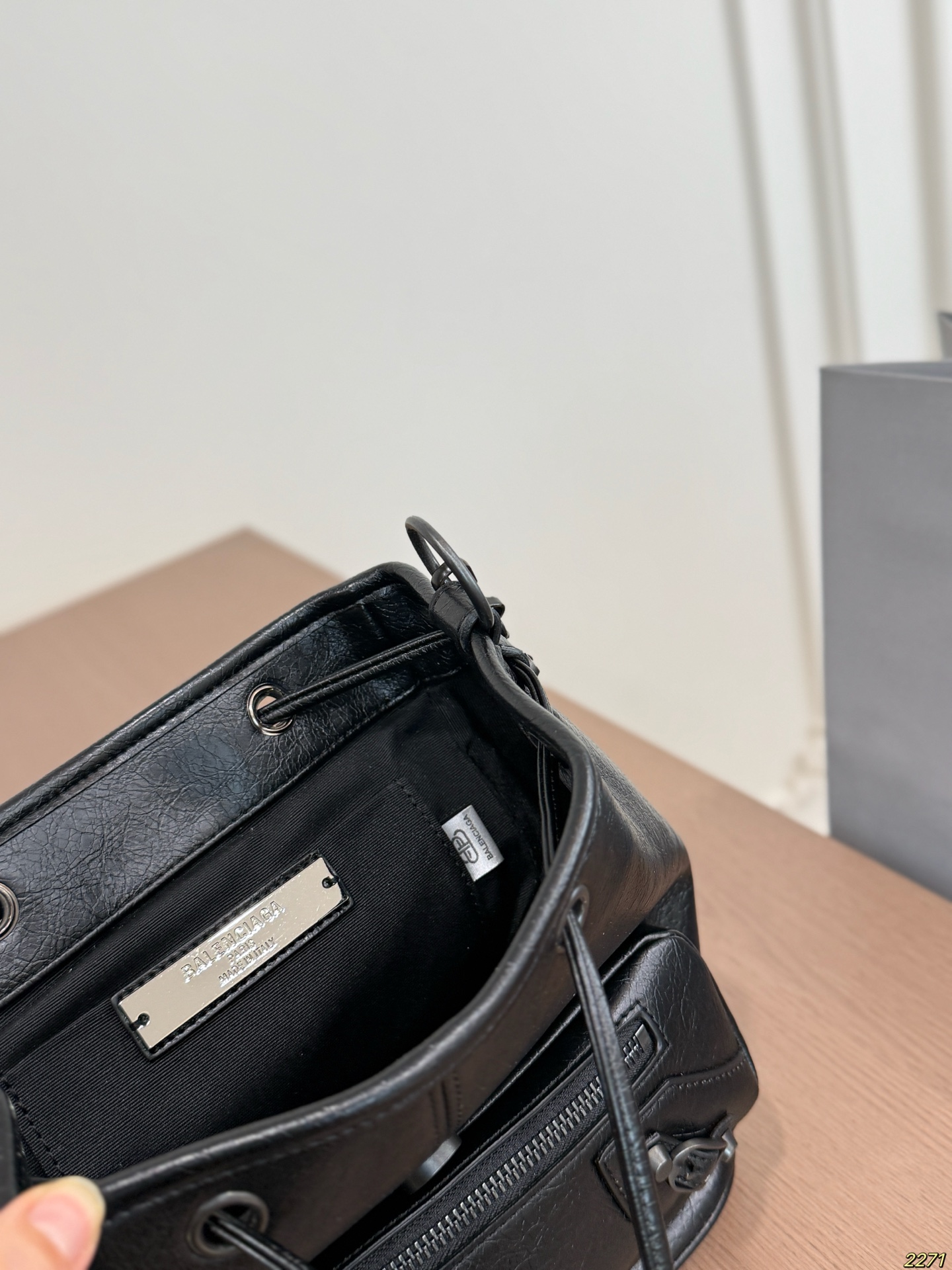 Cheap Balenciaga high quality Handbags in 228038, $75 USD- [IB228038] - Replica Balenciaga high quality Handbags