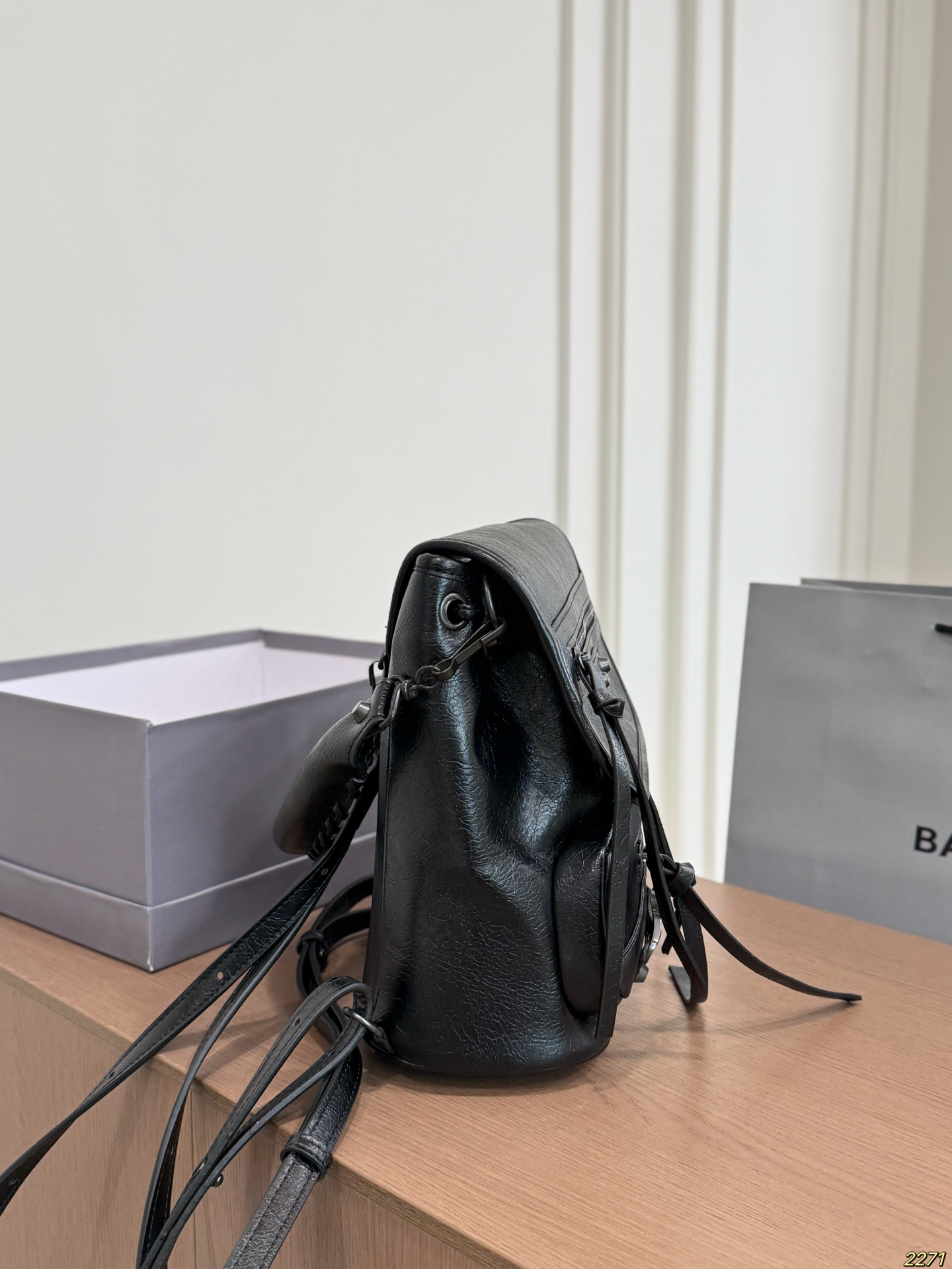 Cheap Balenciaga high quality Handbags in 228038, $75 USD- [IB228038] - Replica Balenciaga high quality Handbags