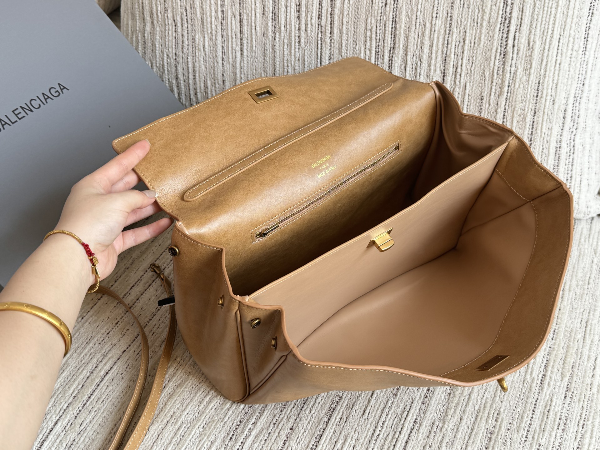 Cheap Balenciaga high quality Handbags in 228066, $95 USD- [IB228066] - Replica Balenciaga high quality Handbags