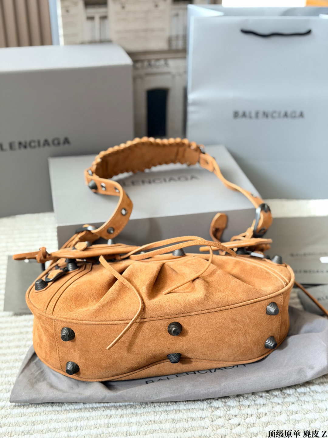 Cheap Balenciaga high quality Handbags in 228070, $105 USD- [IB228070] - Replica Balenciaga high quality Handbags