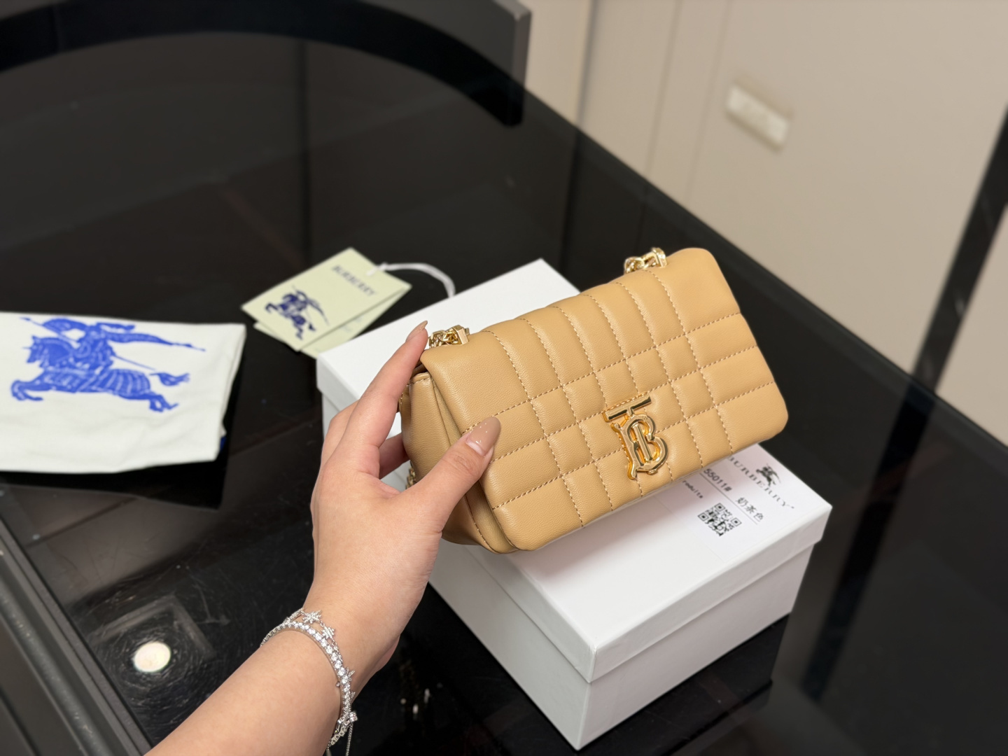 Cheap Burberry Handbags in 228123, $55 USD- [IB228123] - Replica Burberry Handbags