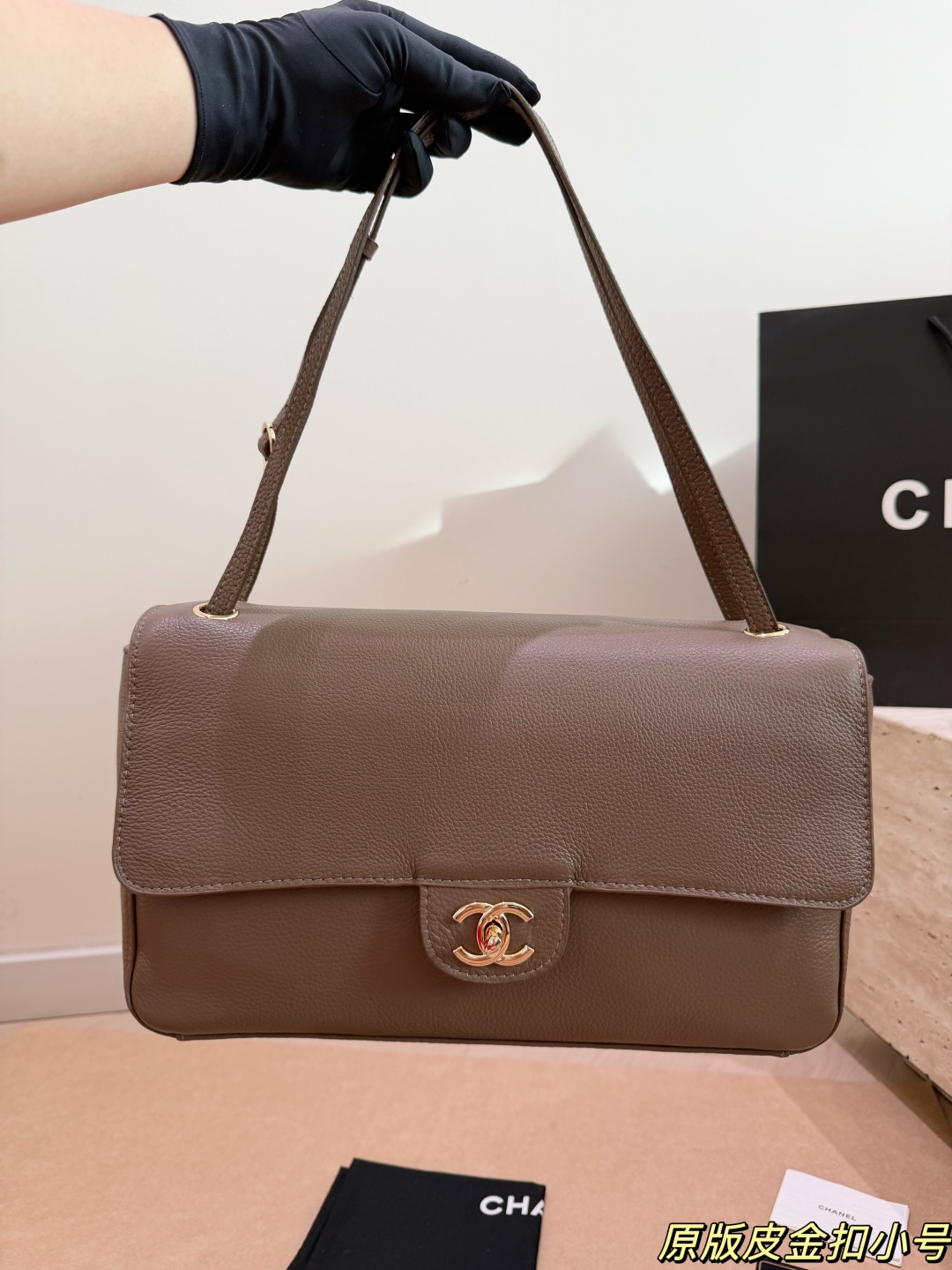Cheap Chanel AAA quality Handbags in 228146, $115 USD- [IB228146] - Replica Chanel AAA quality Handbags