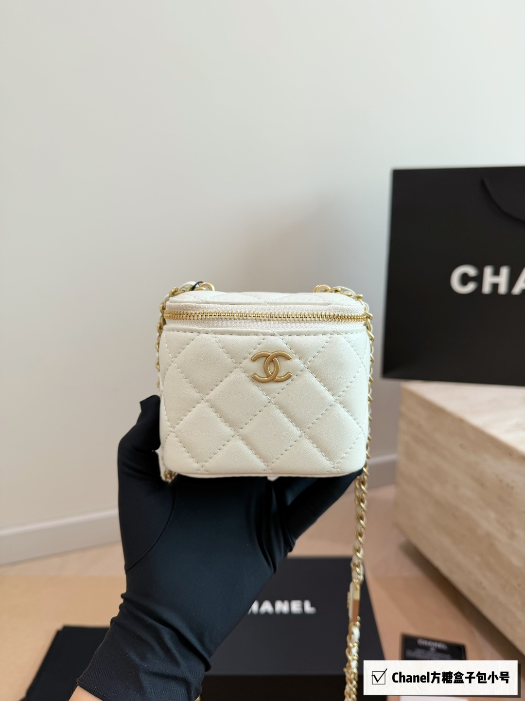 Cheap Chanel AAA quality Handbags in 228163, $60 USD- [IB228163] - Replica Chanel AAA quality Handbags