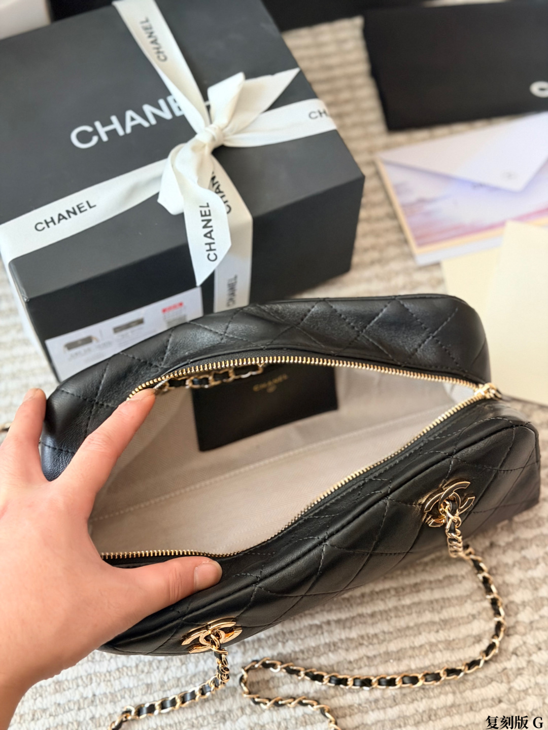 Cheap Chanel AAA quality Handbags in 228164, $100 USD- [IB228164] - Replica Chanel AAA quality Handbags