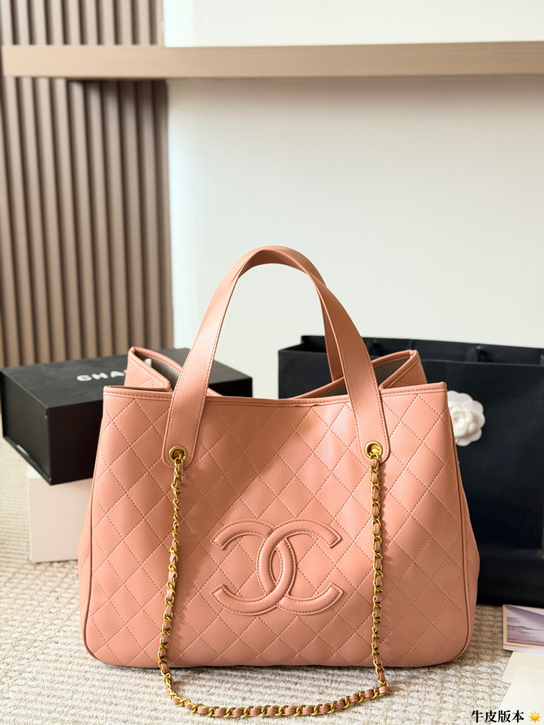 Cheap Chanel AAA quality Handbags in 228180, $65 USD- [IB228180] - Replica Chanel AAA quality Handbags