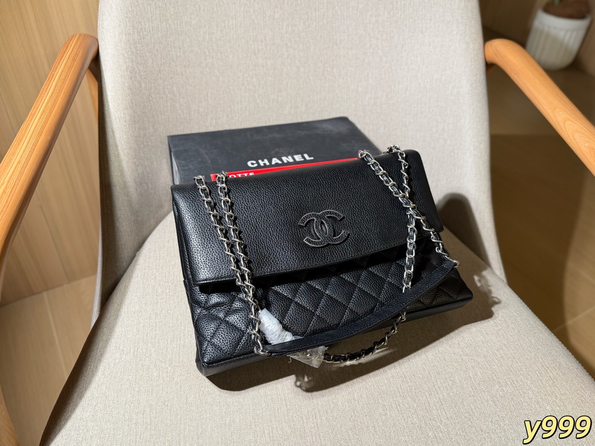 Cheap Chanel AAA quality Handbags in 228196, $75 USD- [IB228196] - Replica Chanel AAA quality Handbags