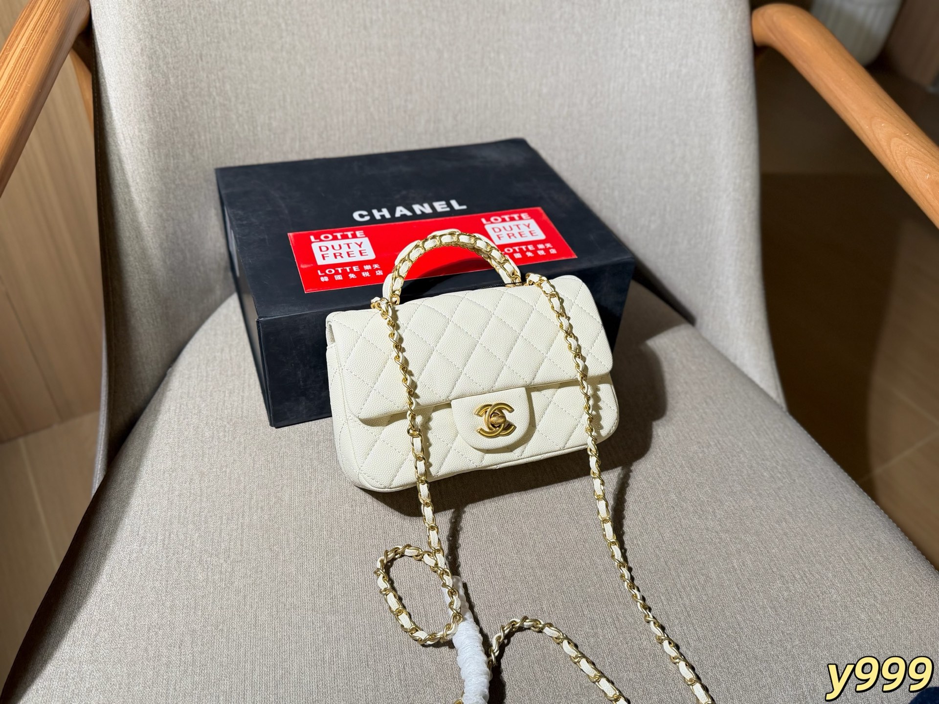 Cheap Chanel AAA quality Handbags in 228202, $60 USD- [IB228202] - Replica Chanel AAA quality Handbags