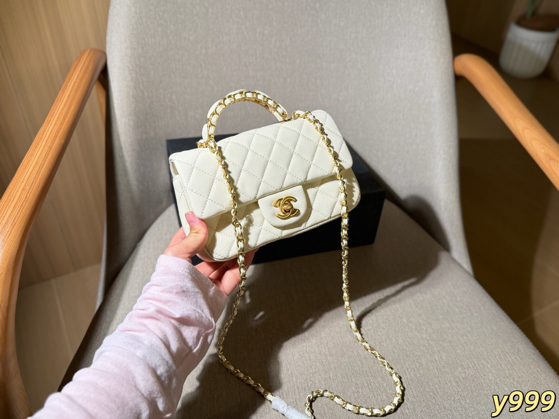 Cheap Chanel AAA quality Handbags in 228202, $60 USD- [IB228202] - Replica Chanel AAA quality Handbags