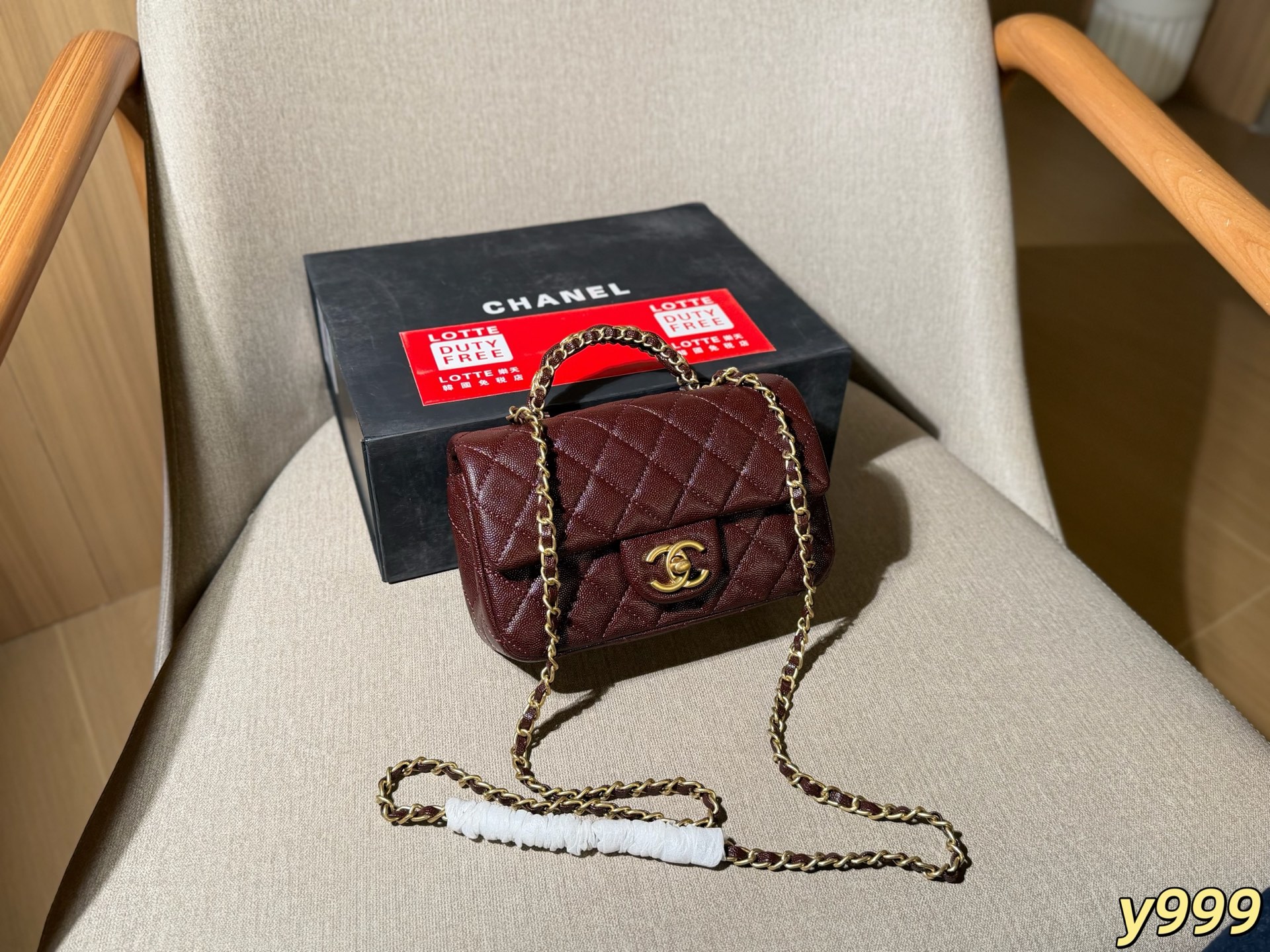 Cheap Chanel AAA quality Handbags in 228204, $60 USD- [IB228204] - Replica Chanel AAA quality Handbags