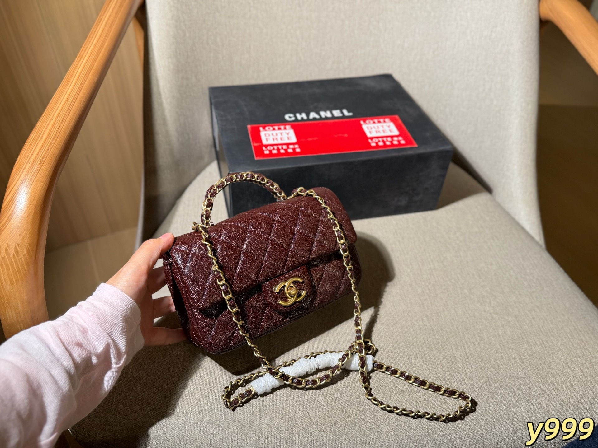 Cheap Chanel AAA quality Handbags in 228204, $60 USD- [IB228204] - Replica Chanel AAA quality Handbags