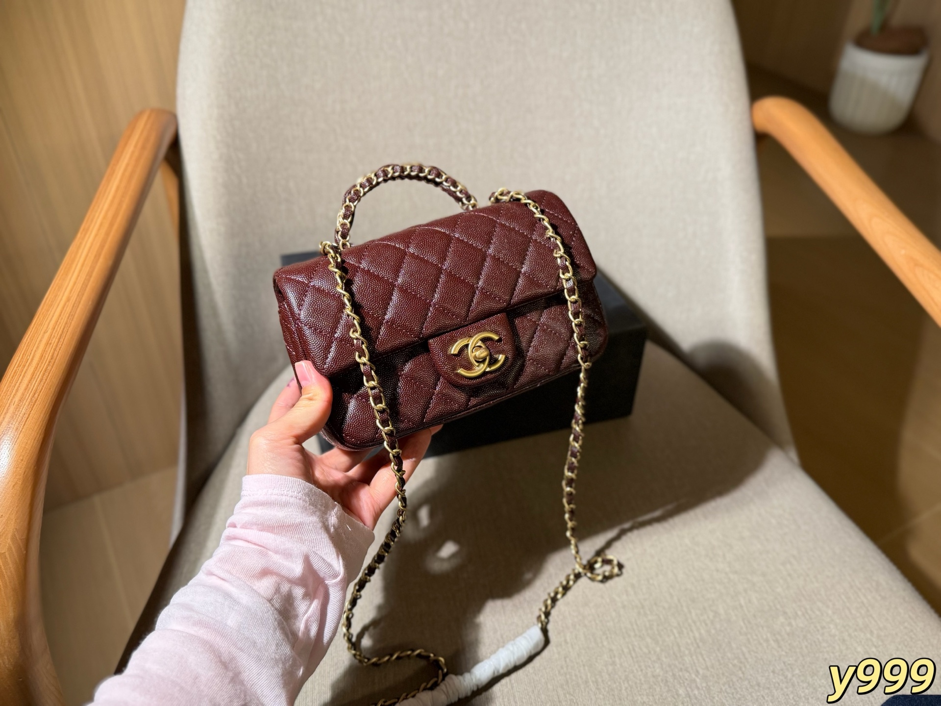 Cheap Chanel AAA quality Handbags in 228204, $60 USD- [IB228204] - Replica Chanel AAA quality Handbags