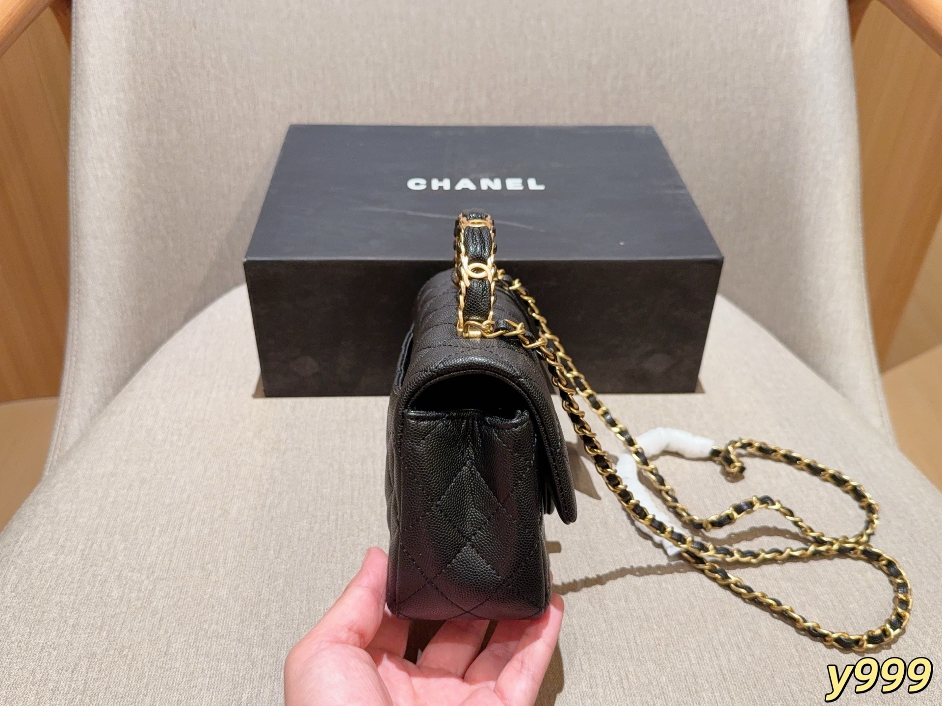 Cheap Chanel AAA quality Handbags in 228205, $60 USD- [IB228205] - Replica Chanel AAA quality Handbags
