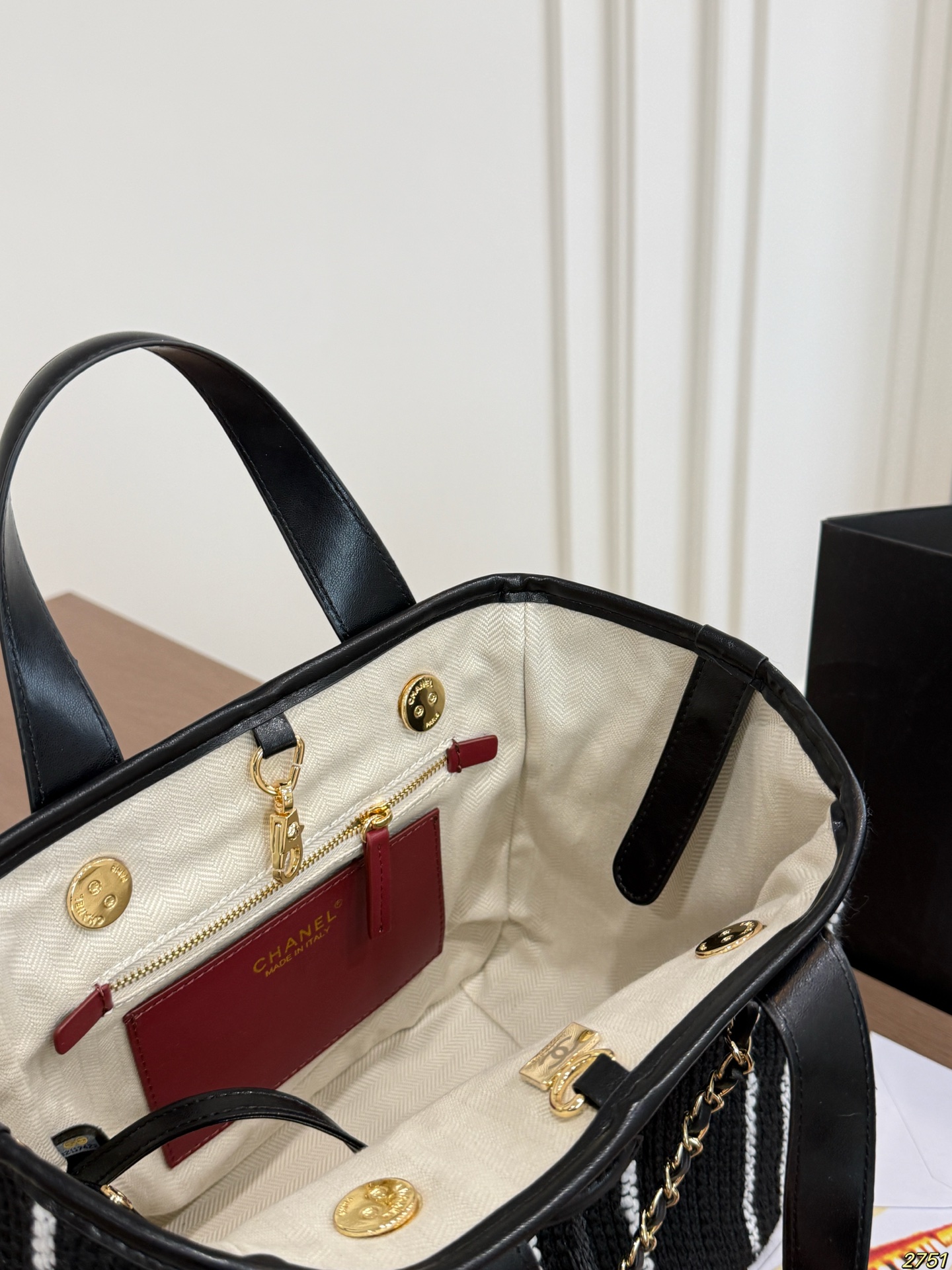 Cheap Chanel AAA quality Handbags in 228255, $70 USD- [IB228255] - Replica Chanel AAA quality Handbags