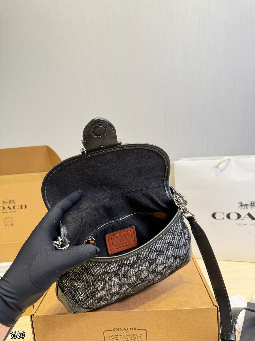 Cheap Coach Cross Bags in 228340, $85 USD- [IB228340] - Replica Coach Cross Bags