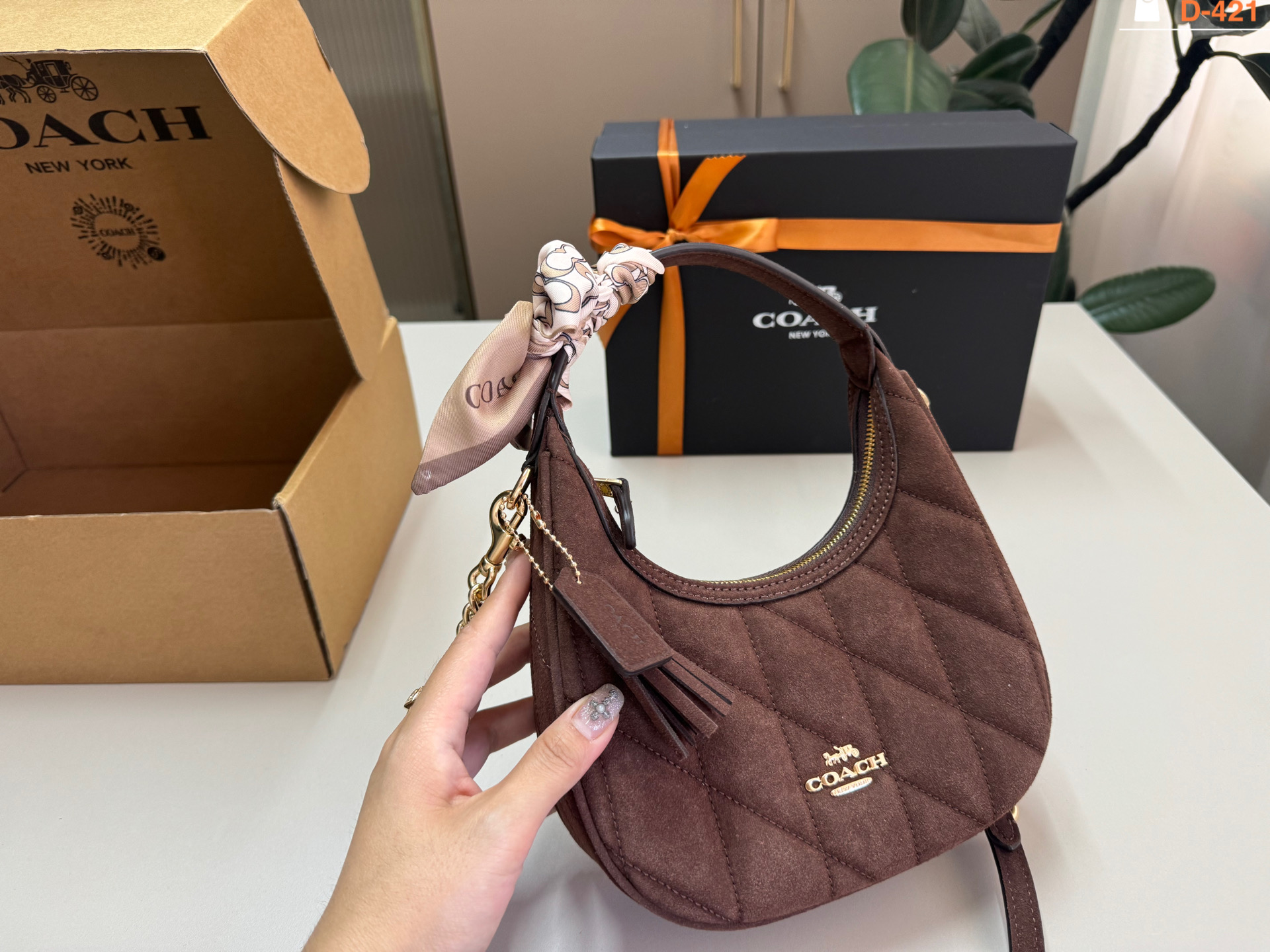 Cheap Coach Cross Bags in 228351, $60 USD- [IB228351] - Replica Coach Cross Bags