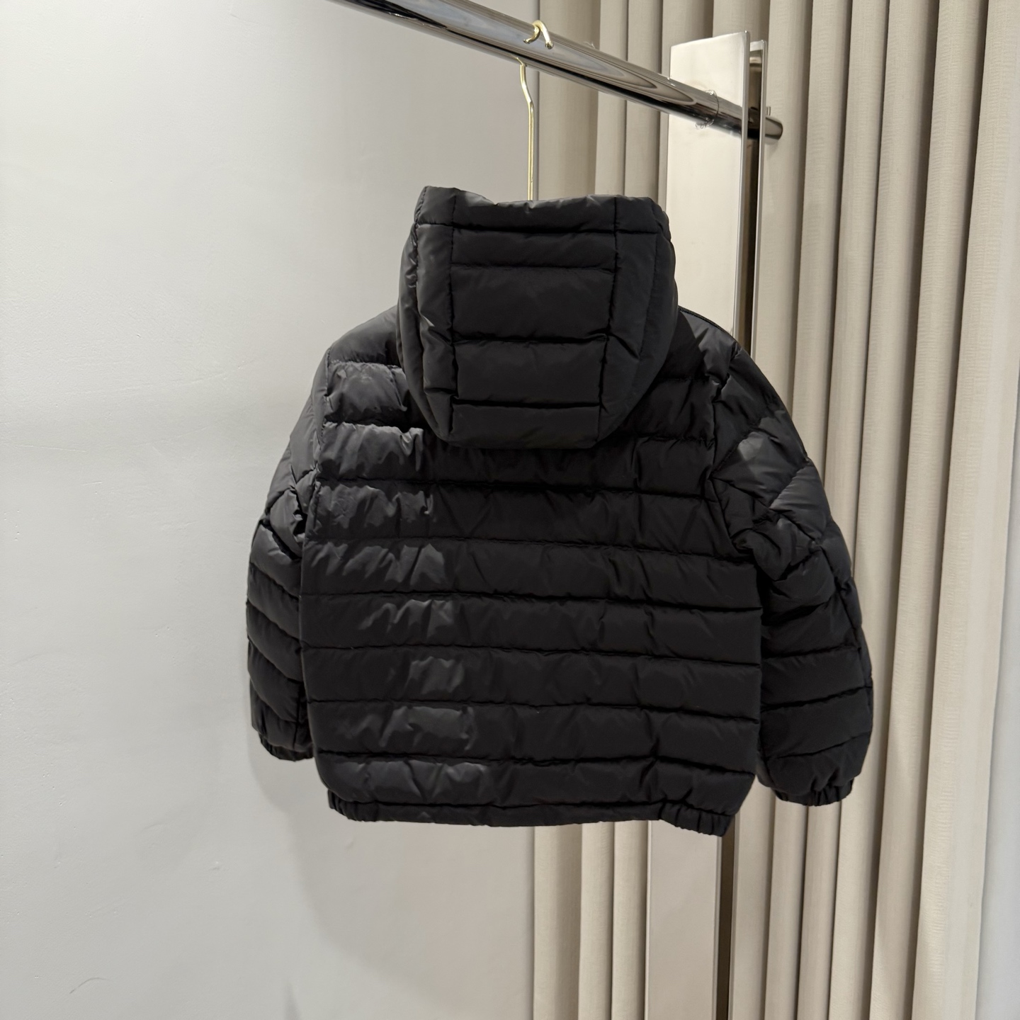 Cheap Moncle Children's Down jacket in 228585, $125 USD- [IB228585] - Replica Down jacket