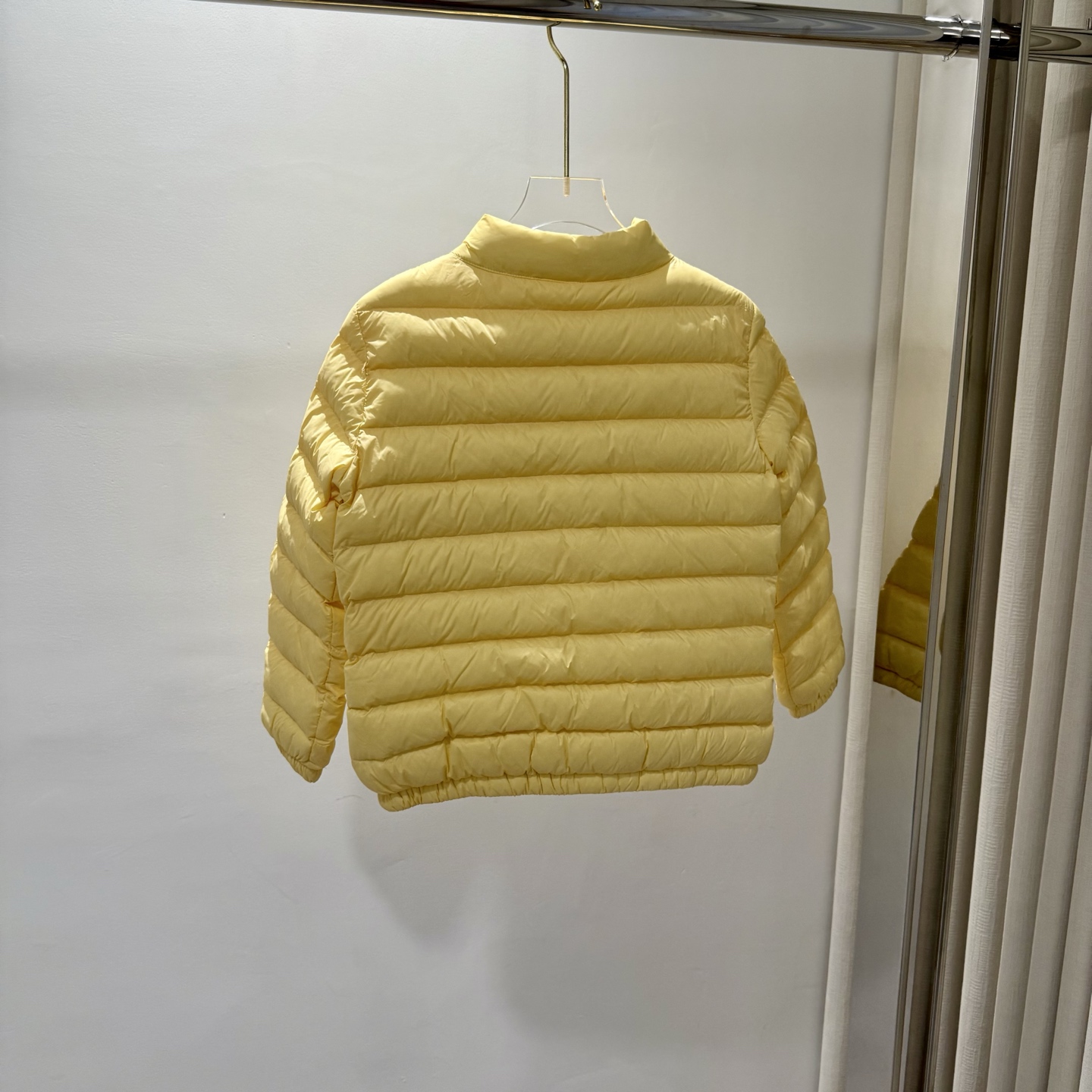 Cheap Moncle Children's Down jacket in 228601, $125 USD- [IB228601] - Replica Down jacket