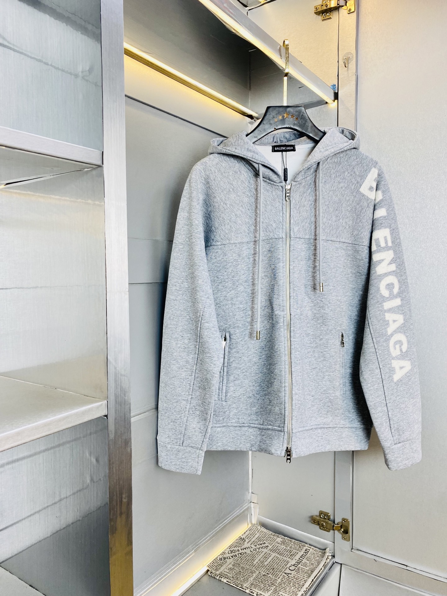 Cheap Balenciaga Tracksuits in 228687, $135 USD- [IB228687] - Replica Balenciaga Tracksuits