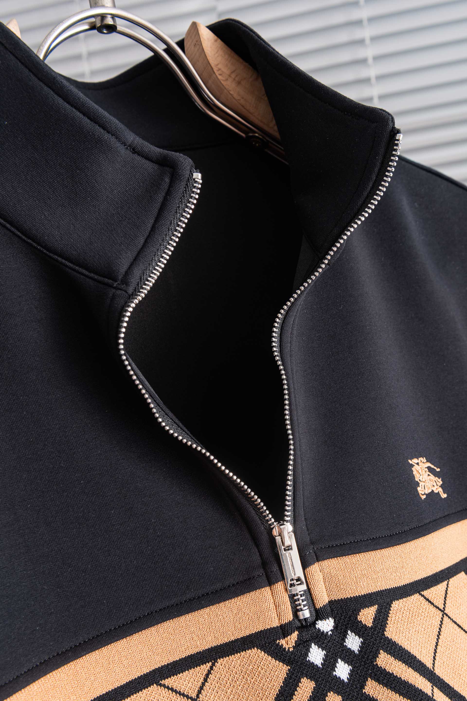 Cheap Burberry Hoodies for Men in 228694, $75 USD- [IB228694] - Replica Burberry Hoodies for Men