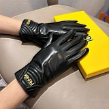Gloves in 220543