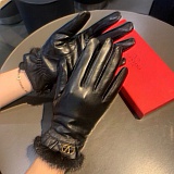 Gloves in 220583