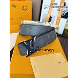 Louis Vuitton AAA Belts in 220910