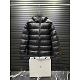 Moncle Thick Coats For Men in 223295