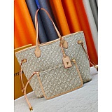 Louis Vuitton AAA Quality Handbags in 227023