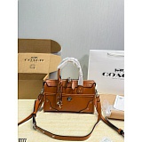 Coach Cross Bags in 227620