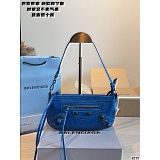 Balenciaga high quality Handbags in 228061