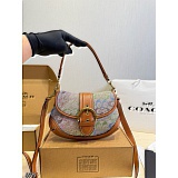 Coach Cross Bags in 228341