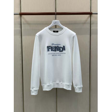 Fendi Sweaters for Men in 229128