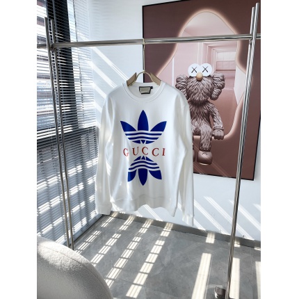 Gucci Hoodies for Men in 229268