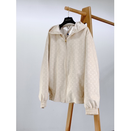 Cheap Louis Vuitton Thin Jackets For Men in 229468, $135 USD- [IB229468] - Replica Louis Vuitton Thin Jackets For Men