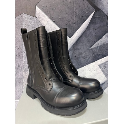 Balenciaga Boots For Men in 229783