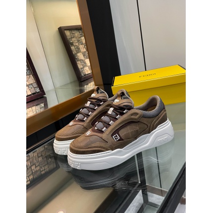 Fendi Sneakers For Men in 229819