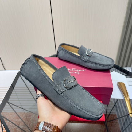 Ferragamo Loafers and Drivers For Men in 229829