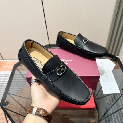 Ferragamo Loafers and Drivers For Men in 229836
