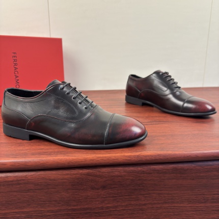 Ferragamo Dress Shoes For Men in 229846