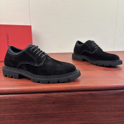 Ferragamo Dress Shoes For Men in 229852