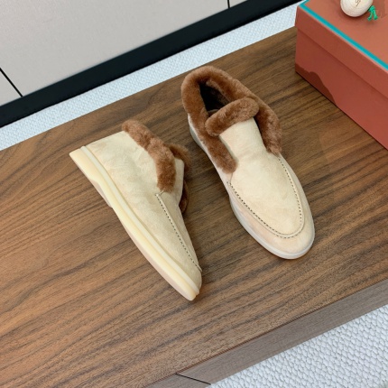 Loro Piana Shoes for Men in 229936