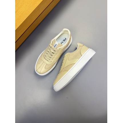 Prada Sneakers For Men in 230023