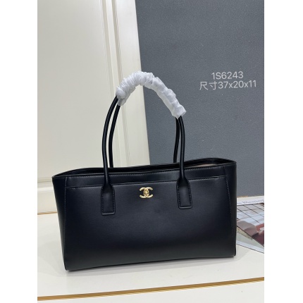Cheap Chanel AAA quality Handbags in 230076, $140 USD- [IB230076] - Replica Chanel AAA quality Handbags
