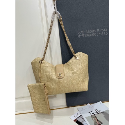 Cheap Chanel AAA quality Handbags in 230080, $125 USD- [IB230080] - Replica Chanel AAA quality Handbags