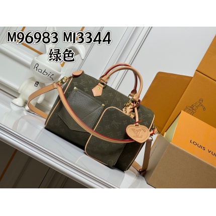 Louis Vuitton AAA Quality Handbags in 230205