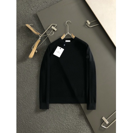 MONCL Sweaters for Men in 230408