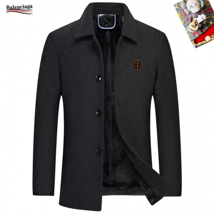 Balenciaga Jackets for Men in 230471